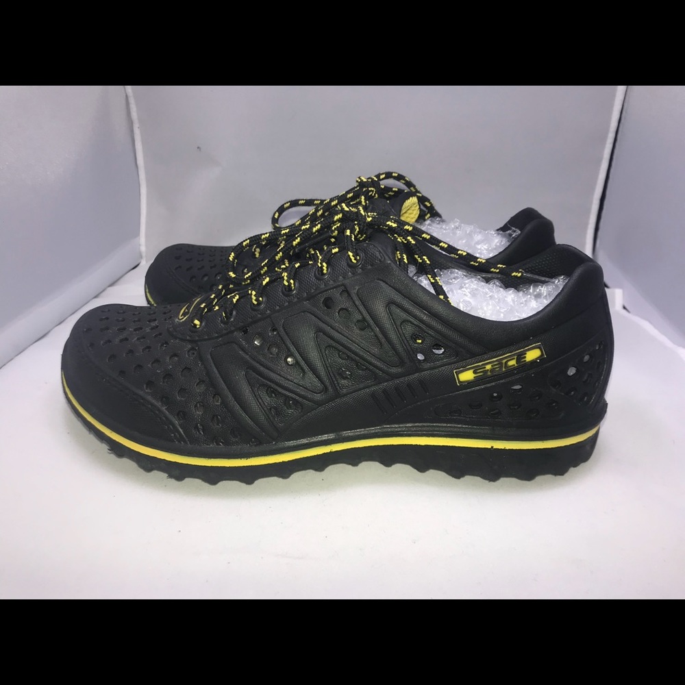 PreOwned Sace Water Shoes Lace Up Women’s 6